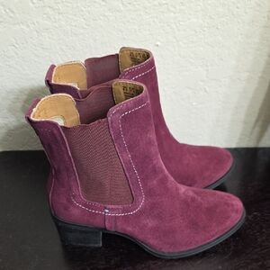 Hush Puppies Burgundy Ankle Boots Size 6.5